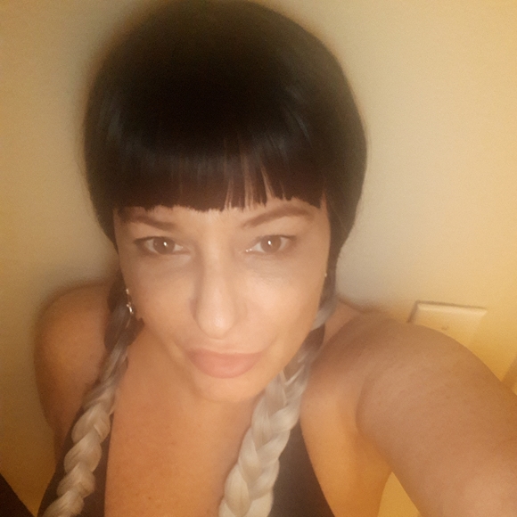 Meet your Posher, Tammy - Picture 5 of 7